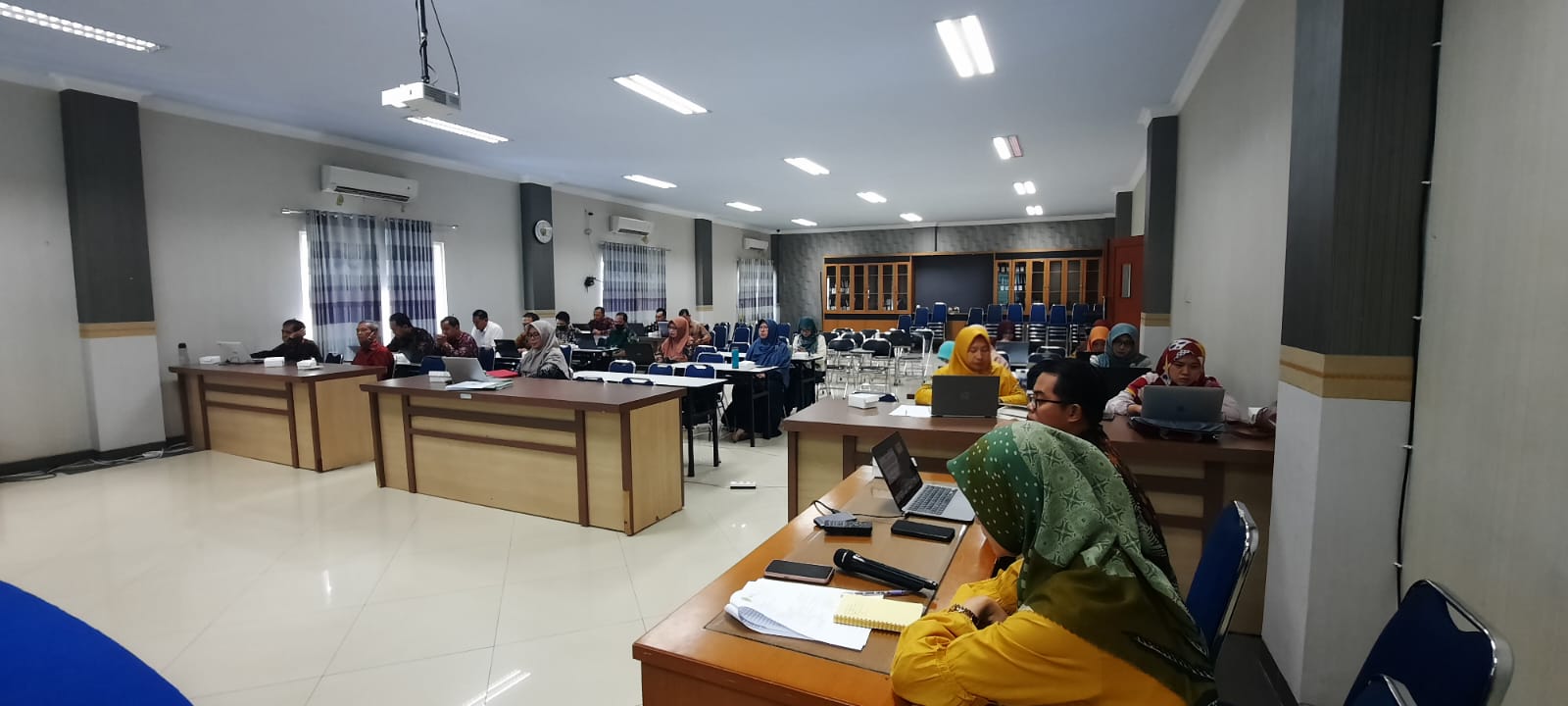 RAPAT EVALUASI PEMBELAJARAN SEMESTER GENAP PRODI S1 KEPERAWATAN REGULER A TA 2022/2023
