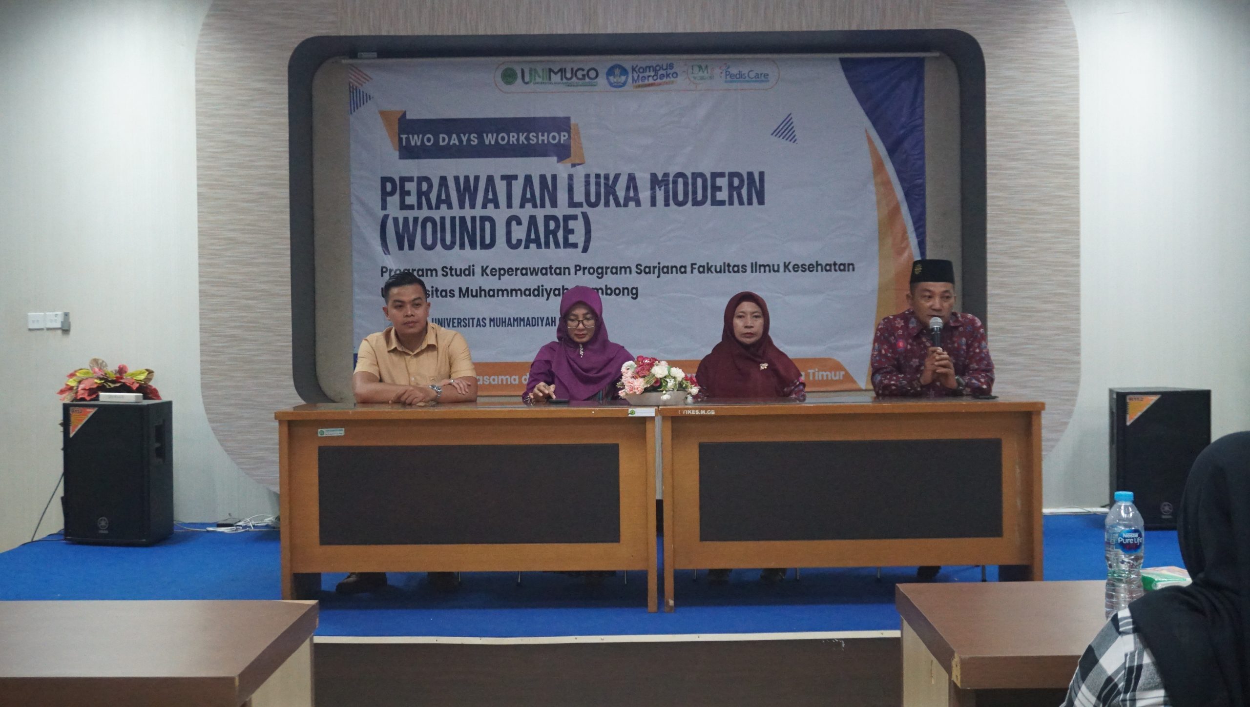 PROGRAM STUDI KEPERAWATAN PROGRAM SARJANA MEMBEKALI MAHASISWA DENGAN PELATIHAN LUKA MODERN (WOUNDCARE)